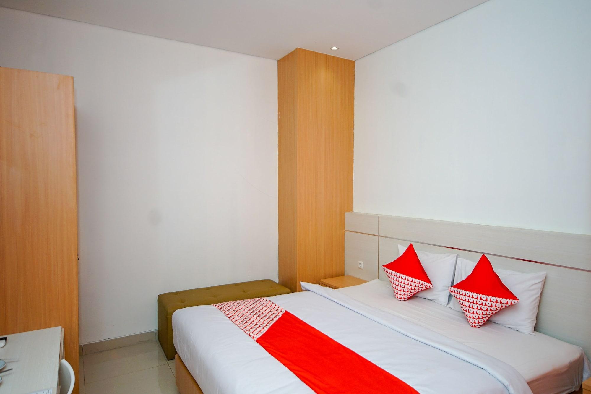 โอโย 344 Kr โฮเต็ล Hotel ปาเลมบัง ภายนอก รูปภาพ