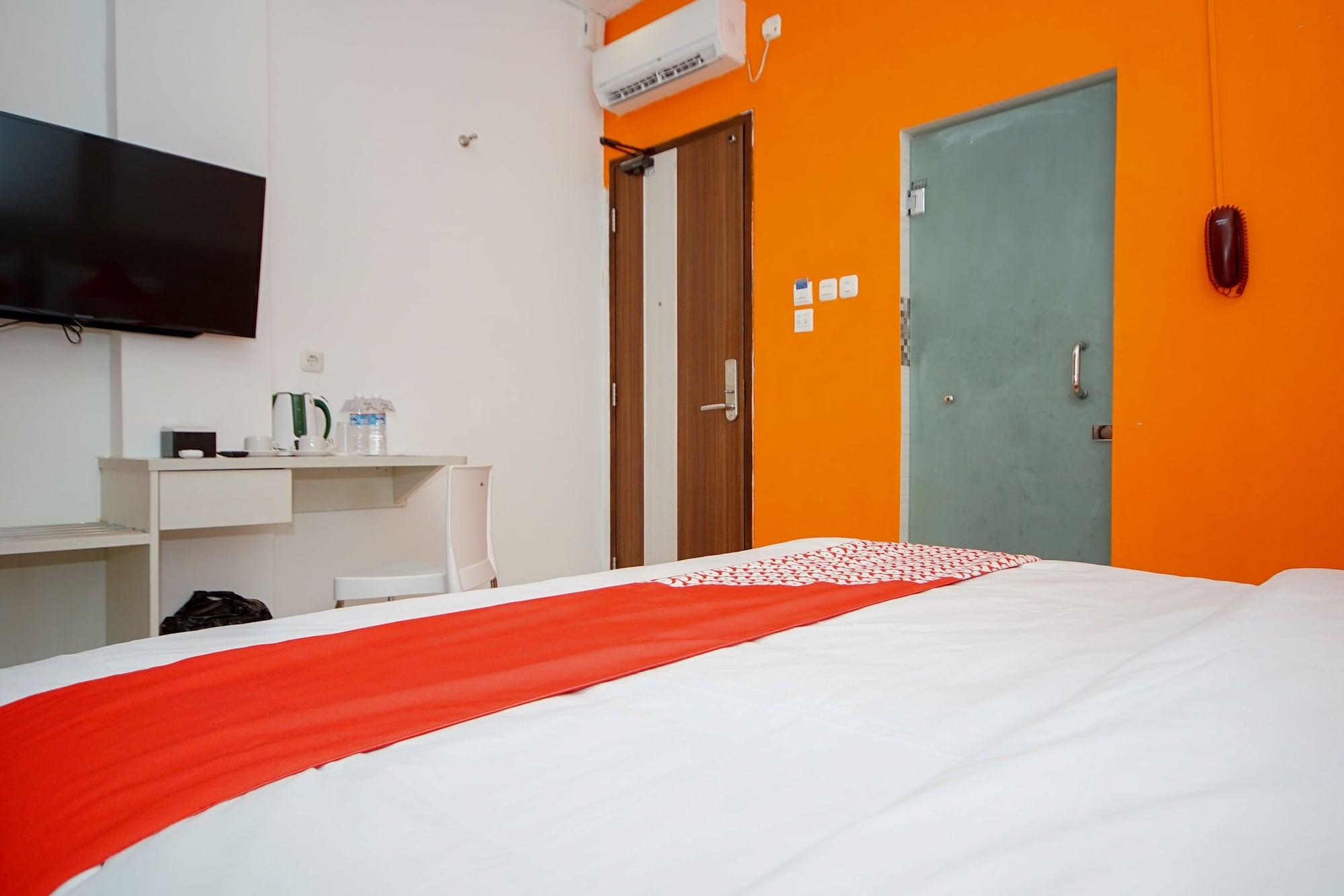 โอโย 344 Kr โฮเต็ล Hotel ปาเลมบัง ภายนอก รูปภาพ