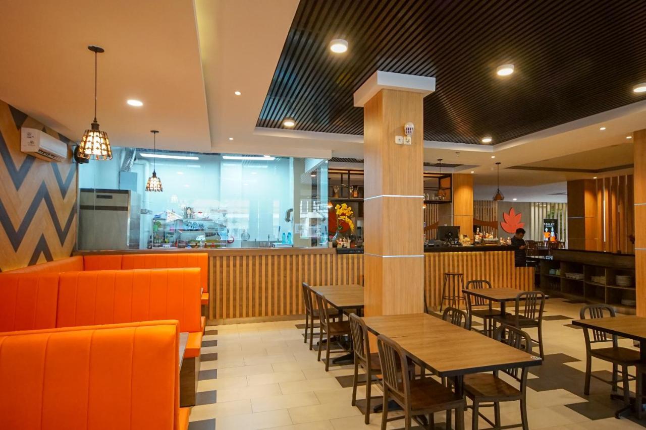 โอโย 344 Kr โฮเต็ล Hotel ปาเลมบัง ภายนอก รูปภาพ